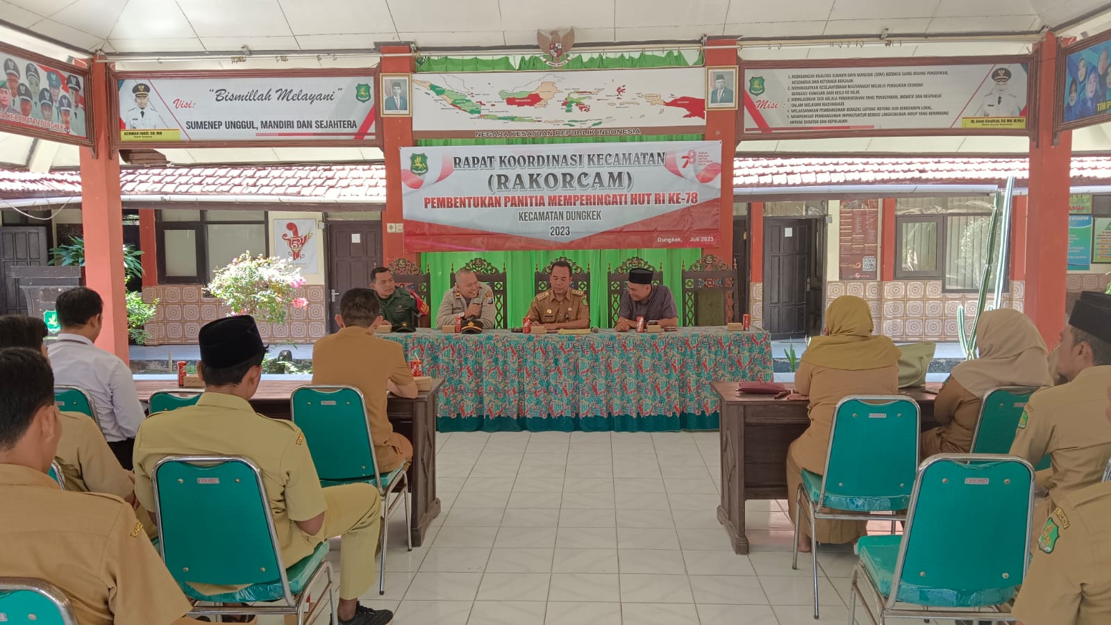 Wakili Danramil, Babinsa Hadiri Rakorcam di Pendopo Kecamatan