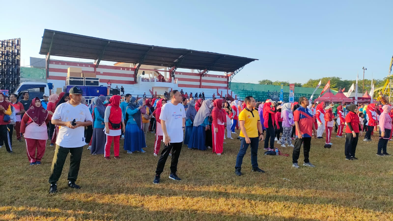 Dandim 0827/Sumenep Ikuti Senam Massal di GOR A. Yani, Dipadati Ribuan Masyarakat