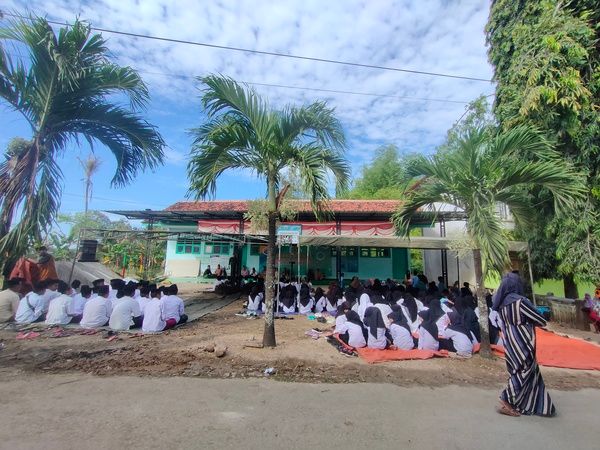 Grand Opening TIMARI, Ratusan Siswa Dan Masyayikh Tahlil Bersama