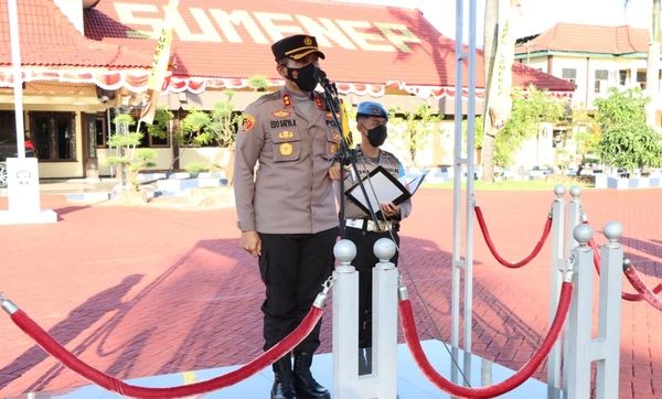 Apel Pagi: Kapolres Sumenep Ajak Tinggalkan Pekerjaan Saat Adzan Apel Pagi: Kapolres Sumenep Ajak Tinggalkan Pekerjaan Saat Adzan