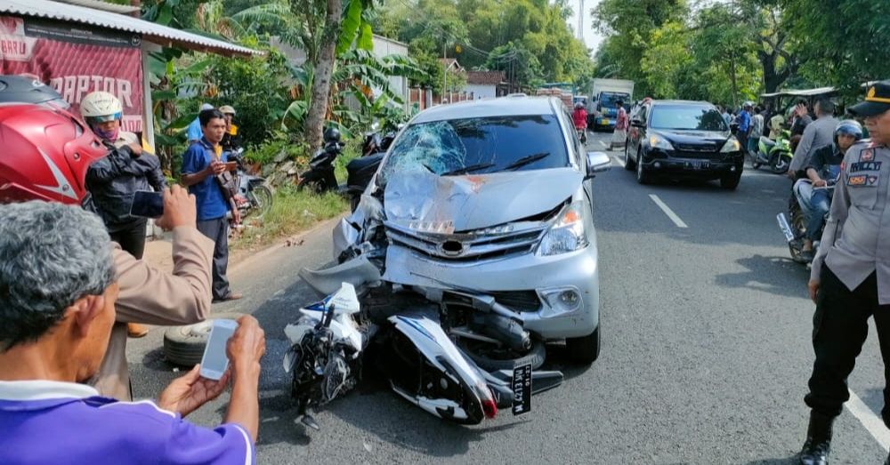 Laka Maut, 2 Pelajar Meninggal Di TKP