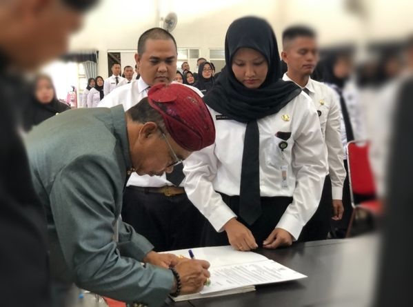 317 ASN Dilantik Jabatan Fungsional, Kepala BKPSDM Sumenep: Itu Amanah!