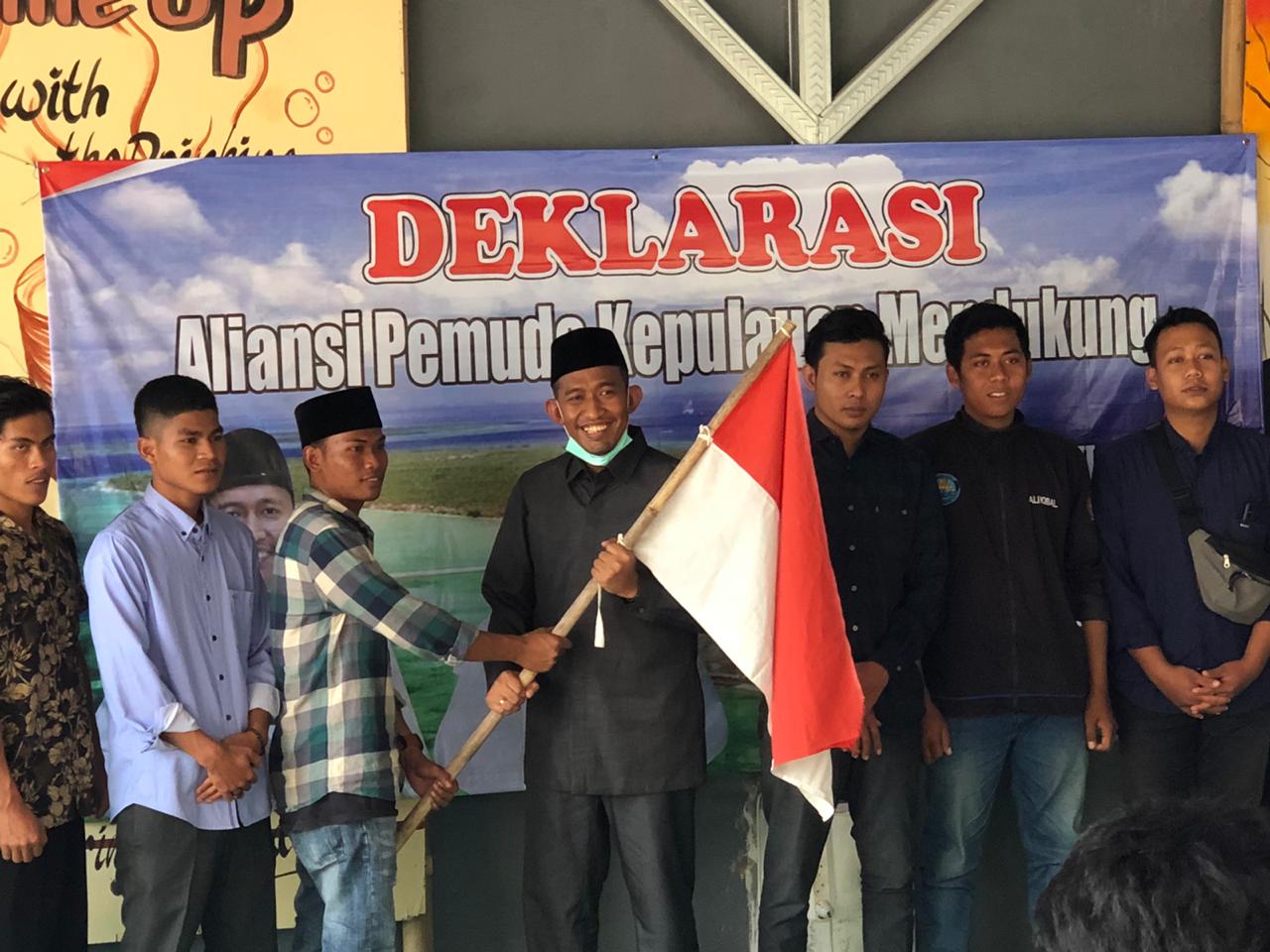 Dukungan Kian Masif, Perwakilan Pemuda di 5 Kepulauan Deklarasi Siap Menangkan Achmad Fauzi-Dewi Khalifah