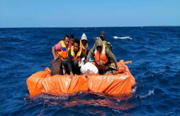 KLM Sahabat Muslim Karam di Perairan Sumenep