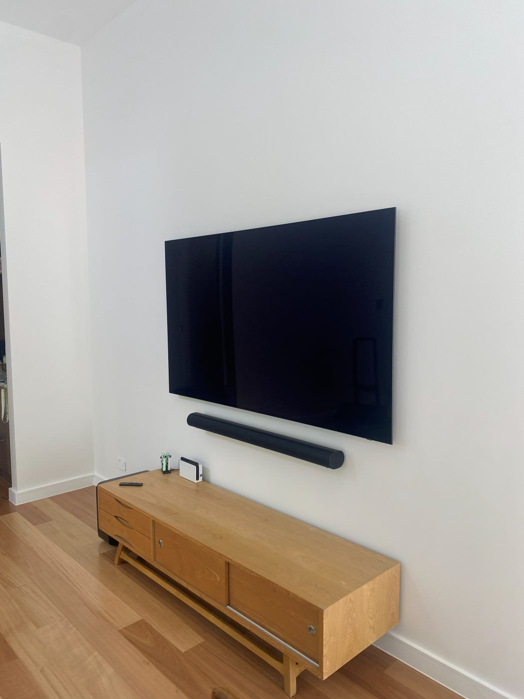 TV wall mounted by Mountify — install 4