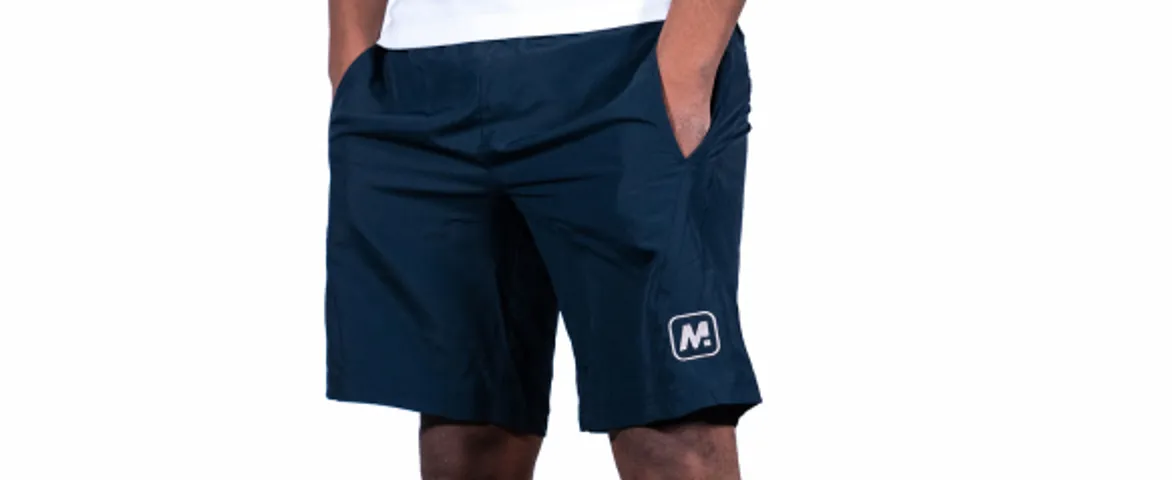 Short brodé personnalisé pour une entreprise