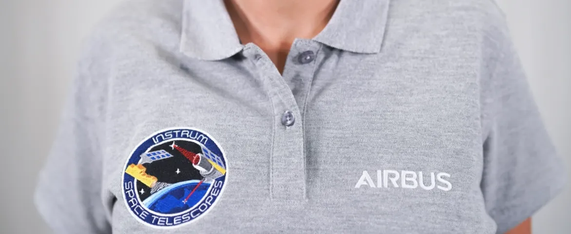 Polo personnalisé en broderie sur l'avant