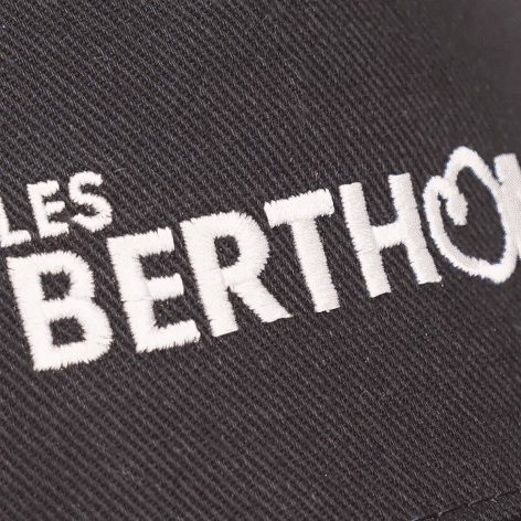 Logo broderie rendu final