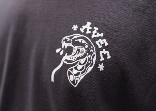 T-shirt imprimé en sérigraphie pour Avec Shop