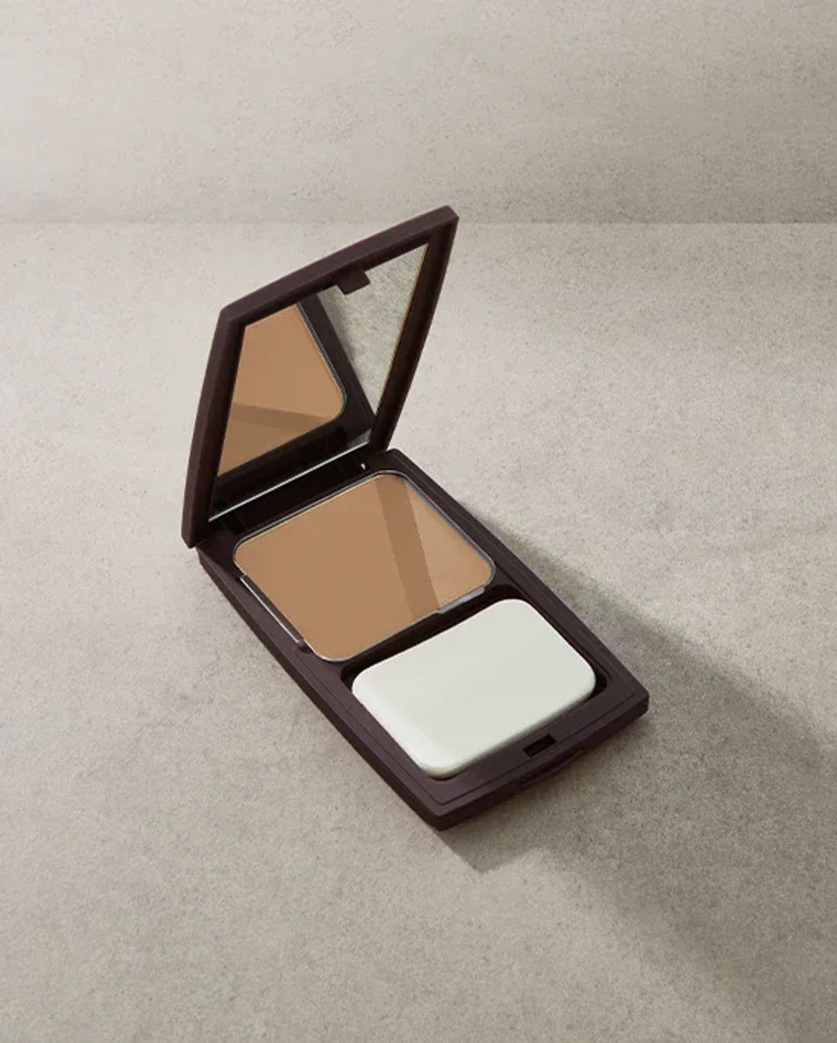 Face Base Powder Foundation