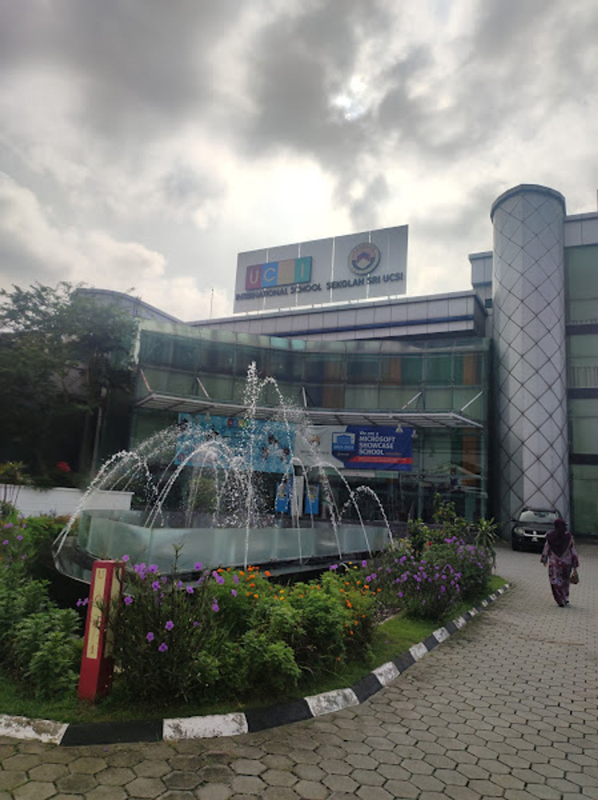Sekolah Sri UCSI Kuala Lumpur - Photo 3