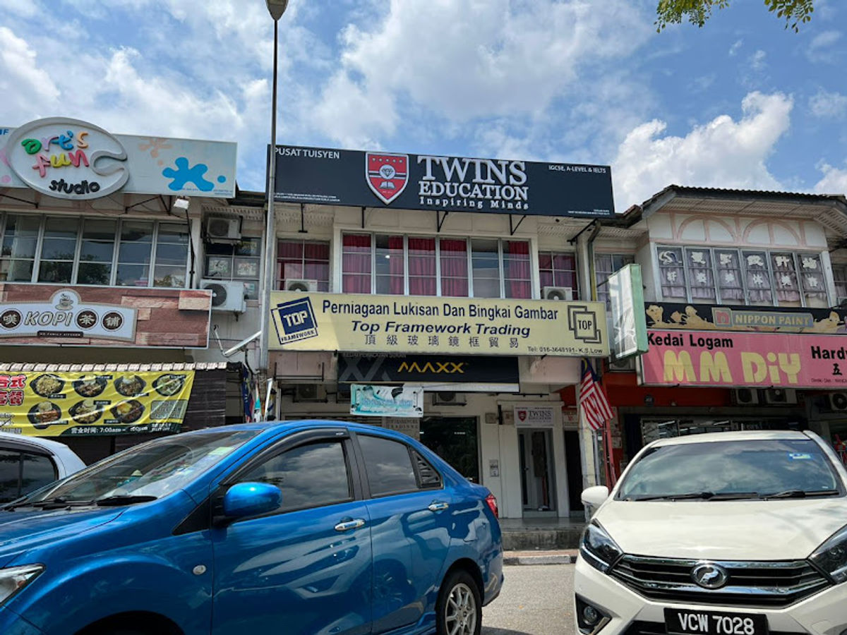 TWINS Education™ | IGCSE • A-Level • IELTS Tuition Centre - Photo 2