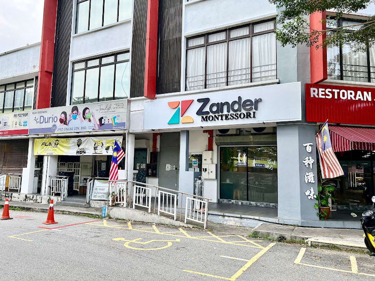 Zander Montessori - Photo 1