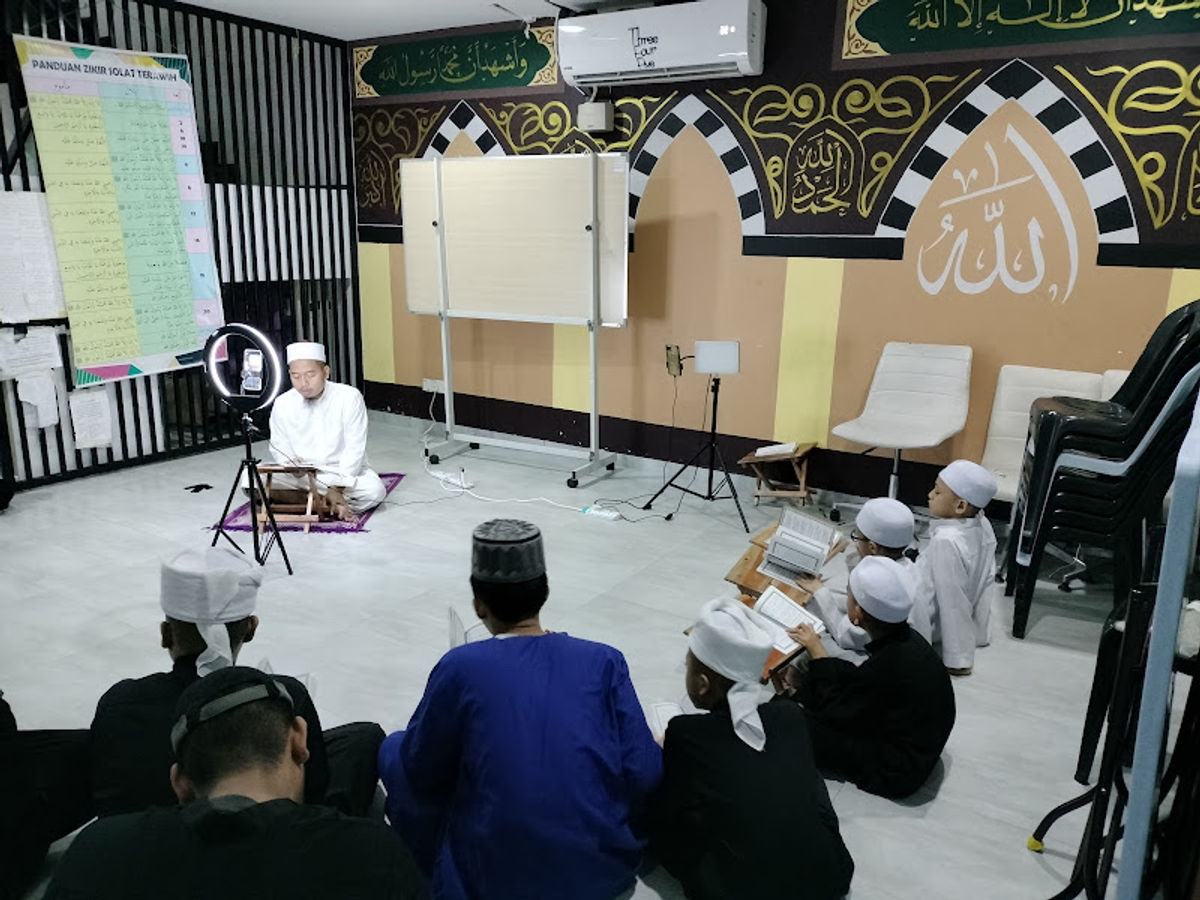 Academy Huffaz International Islamic Assyakirin Kuala Lumpur - Photo 1