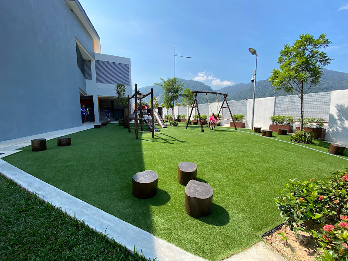 Prince of Wales Island International School (POWIIS Middle School) - Photo 3