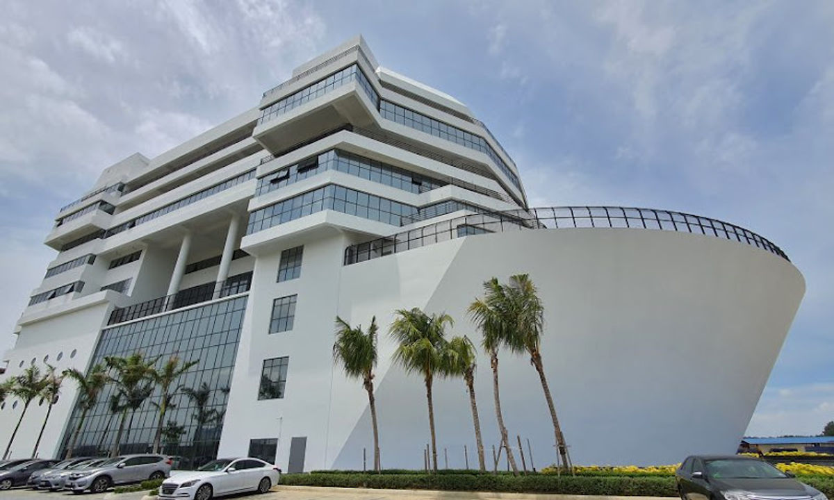 The Ship Campus - Photo 2