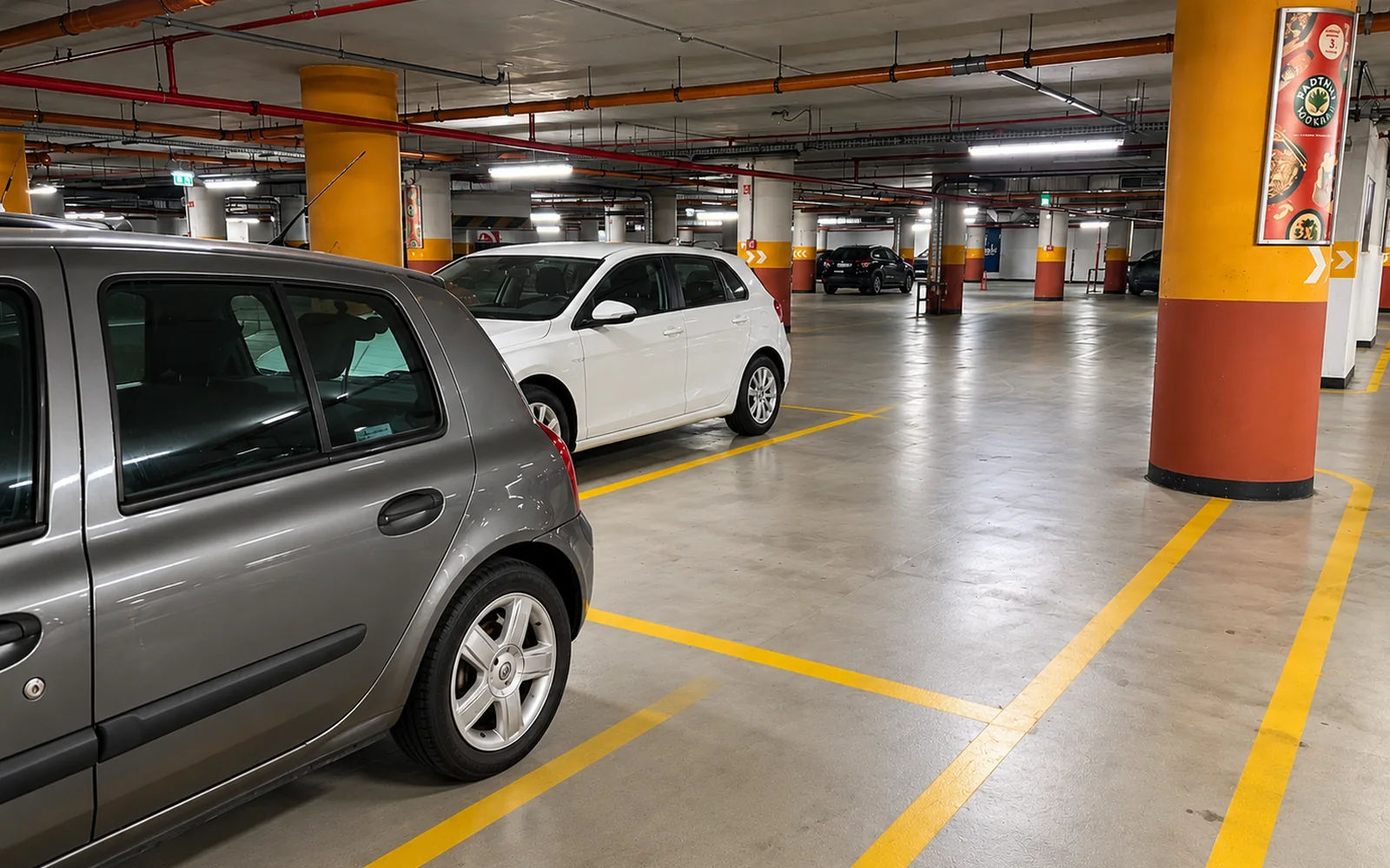Malom Parkolóház a Malom Központban