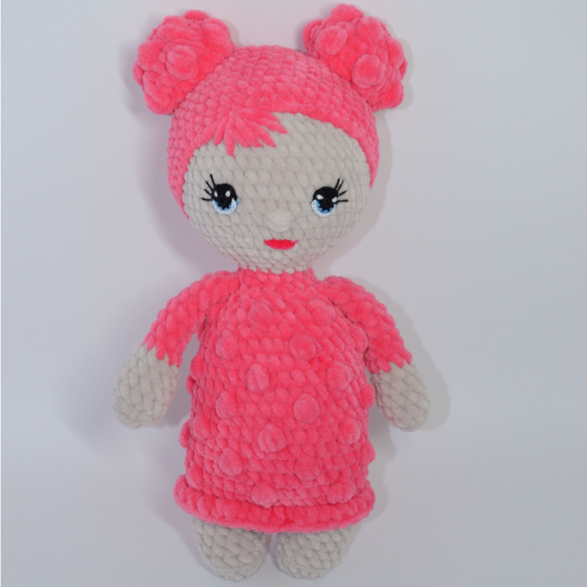 Pliušinė, minkšta lėlytė su rožine suknele, dydis 27 cm