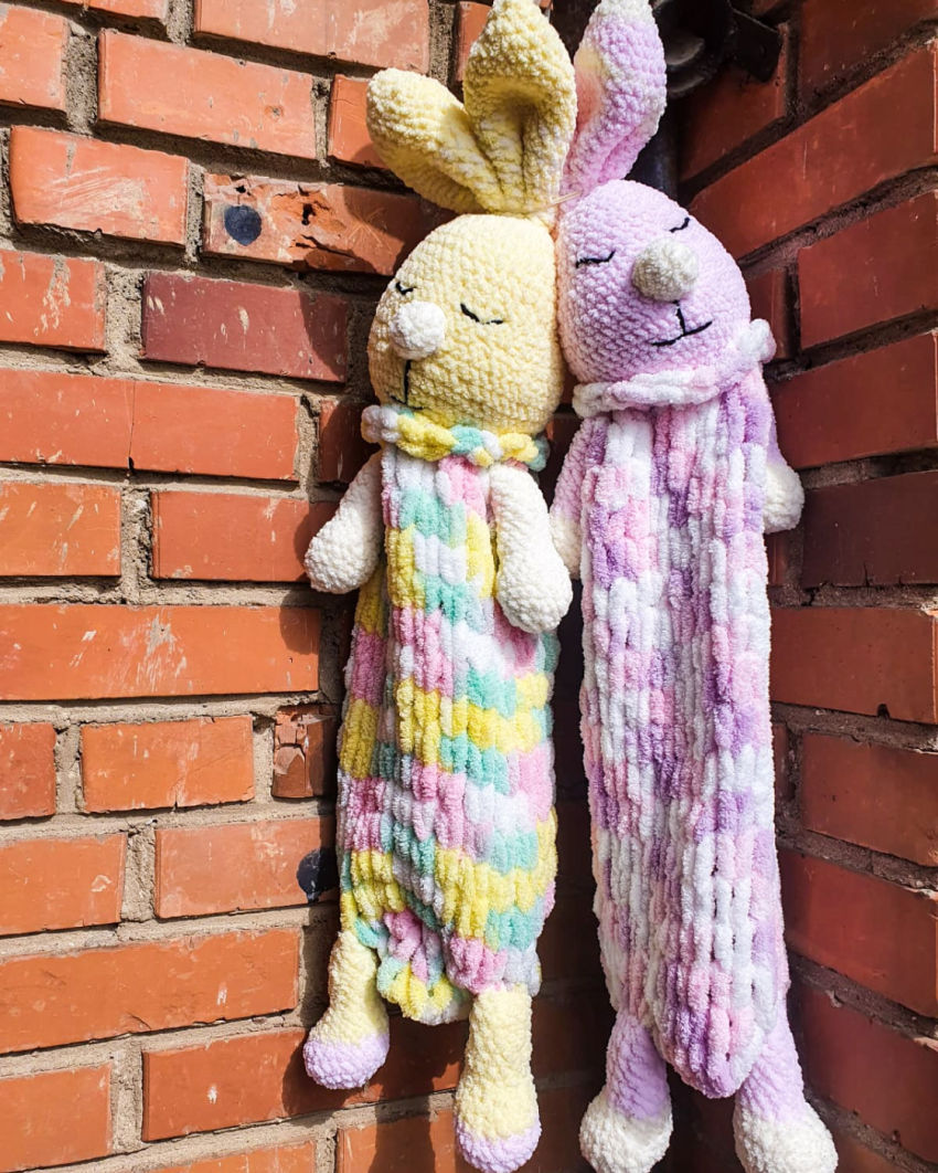 Minkštas zuikis - pižaminė, 70 cm, geltonas, rožinis žaislai | minkšti | minkštas zuikis - pižaminė, 70 cm, gelto