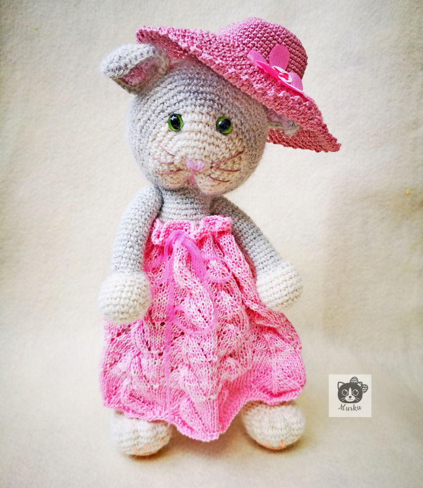 Nerta pilka katytė misė su rožine suknute ir skrybėle, 26 cm aukščio žaislai | minkšti | nerta pilka katytė misė su rožine suknut