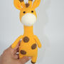 žaislai | minkšti | rankų darbo nerta maža žirafėlė oranžinė
