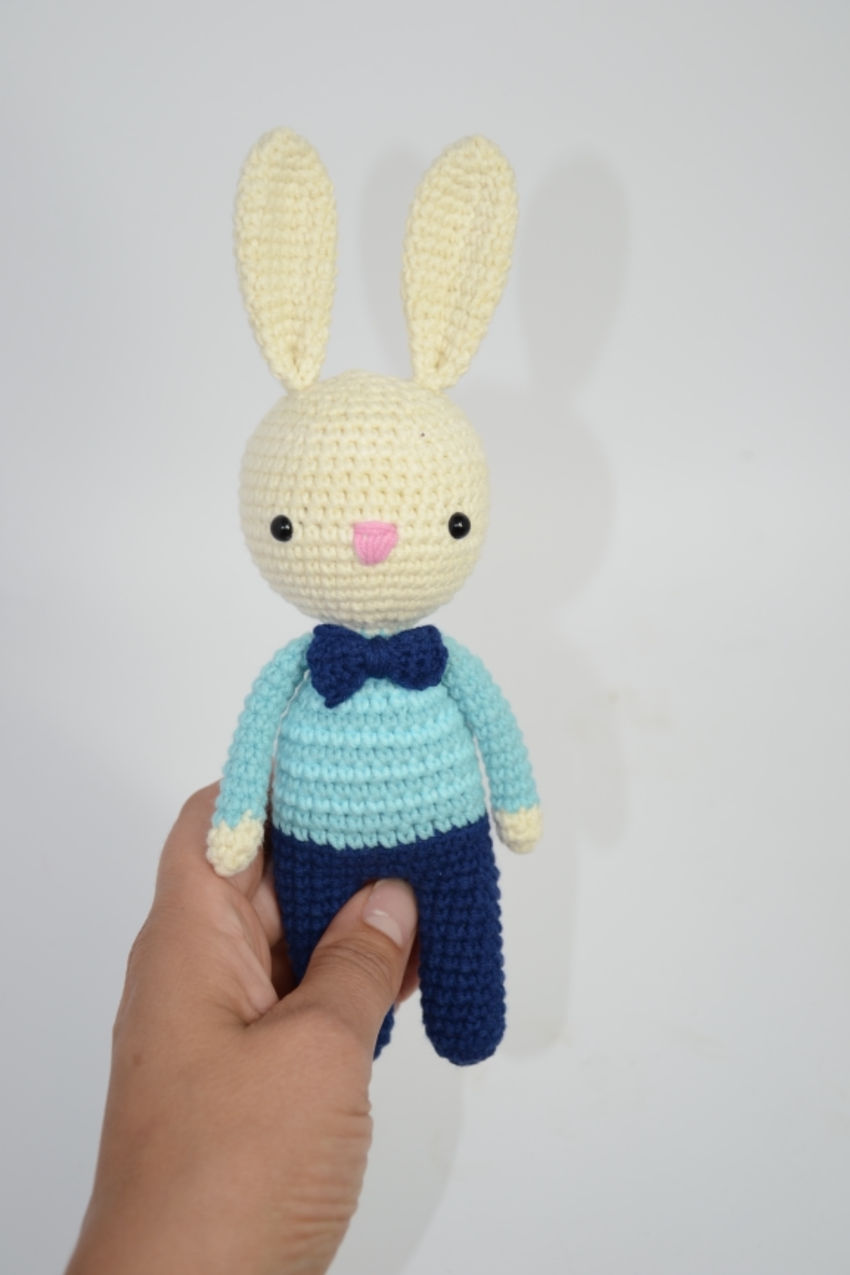 Nerti, mieli, rankų darbo zuikučiai, dydis 20 cm, rožinis ir mėlynas žaislai | minkšti | nerti, mieli, rankų darbo zuikučiai, dyd