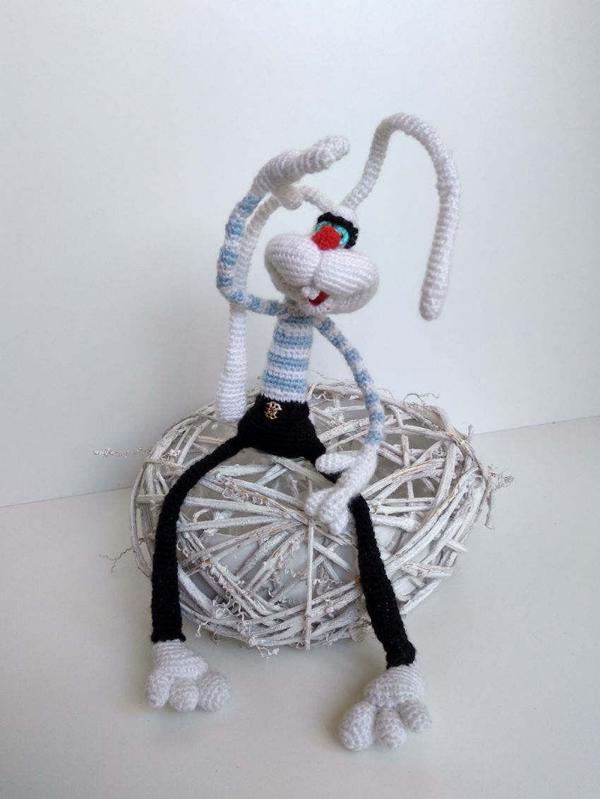 Rankų darbo nertas zuikis. žaislas arba interjero detalė. dydis apie 25 cm. žaislai | minkšti | rankų darbo nertas zuikis. žaislas arba