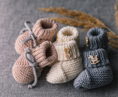 Merino vilnos tapukai su dekoratyviomis sagutėmis  tinka dovanai