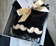 Megzti juodi vilnos tapukai tapoo kojinytės su ūsais tinka dovanai 
