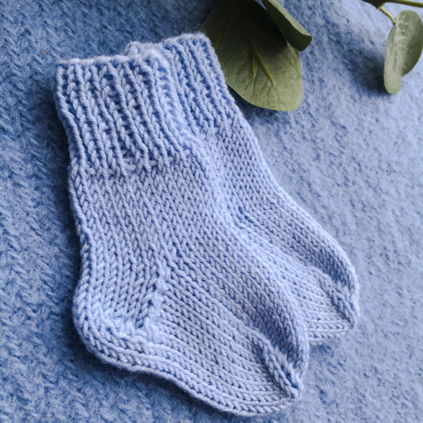 Merino vilnos kojinytės naujagimiui, 8-9 cm. spalva žydra avalynė | kojinės | merino vilnos kojinytės naujagimiui, 8-9