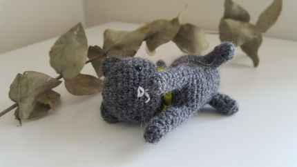 žaislai | minkšti | Nertas žaislas žaidžiantis kačiukas