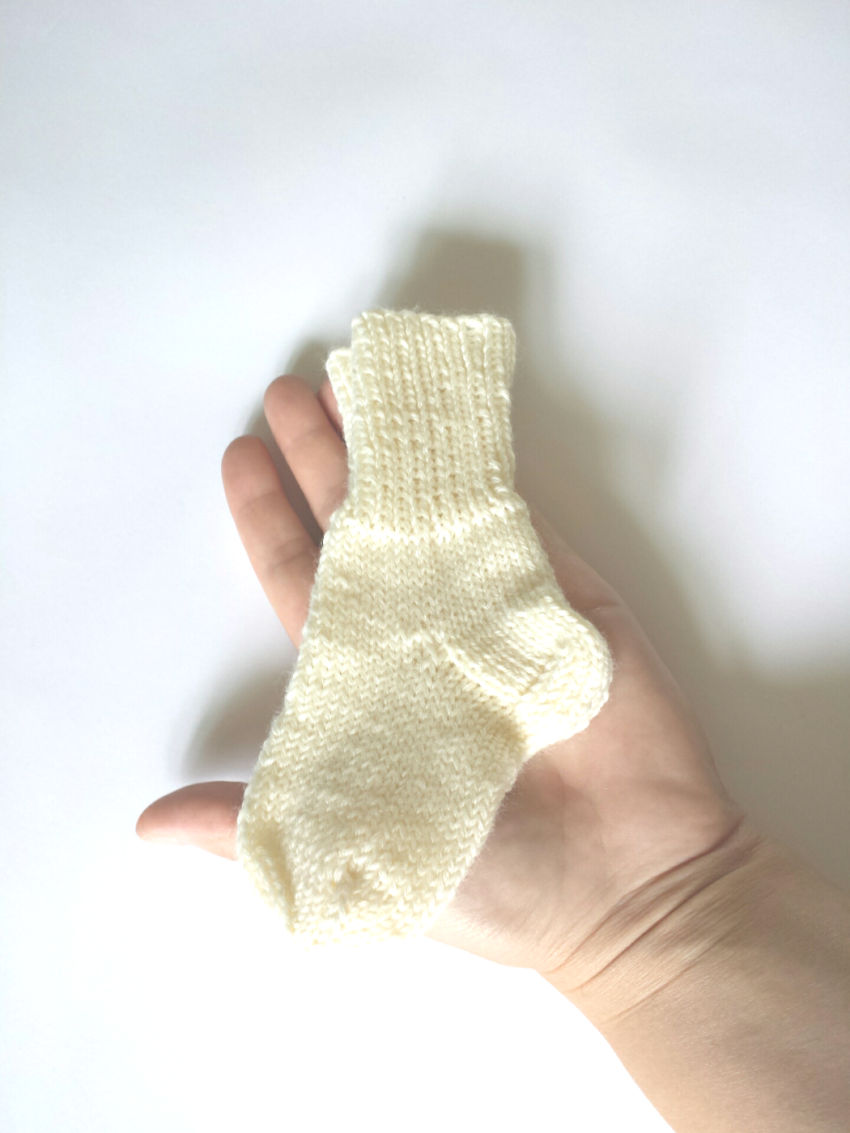 avalynė | kojinės | 100% merino vilnos kojinaitės. 9cm. dova