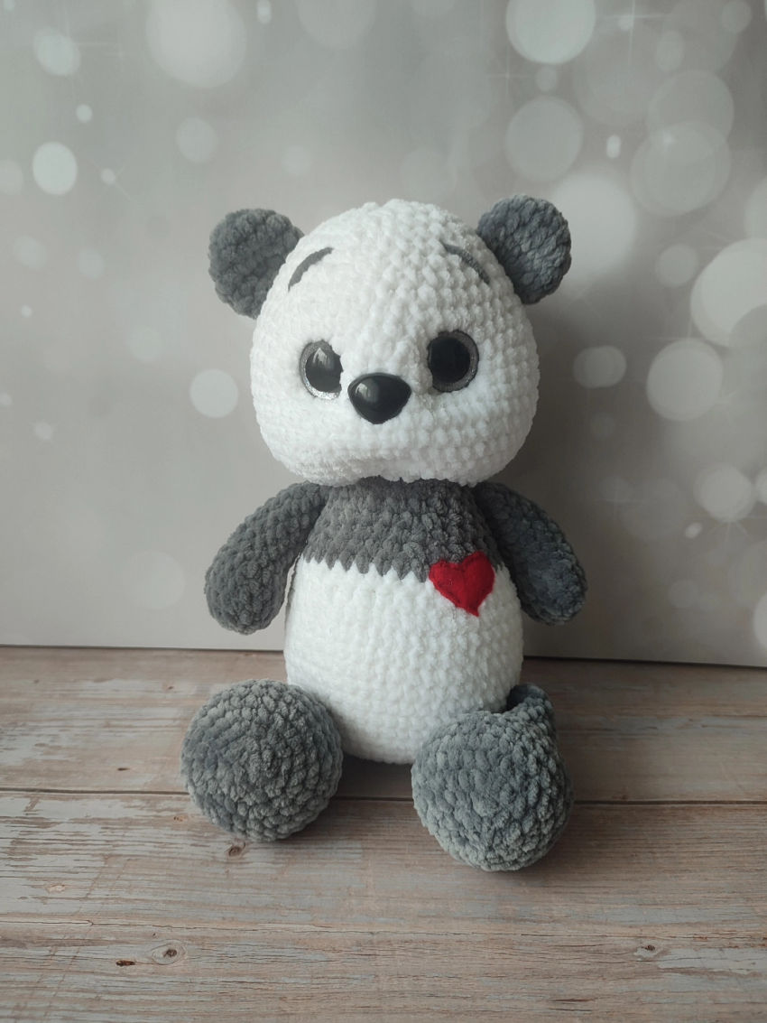 Rankų darbo pliušinis žaislas - mažoji panda. aukštis 32 cm. žaislai | minkšti | rankų darbo pliušinis žaislas - mažoji p