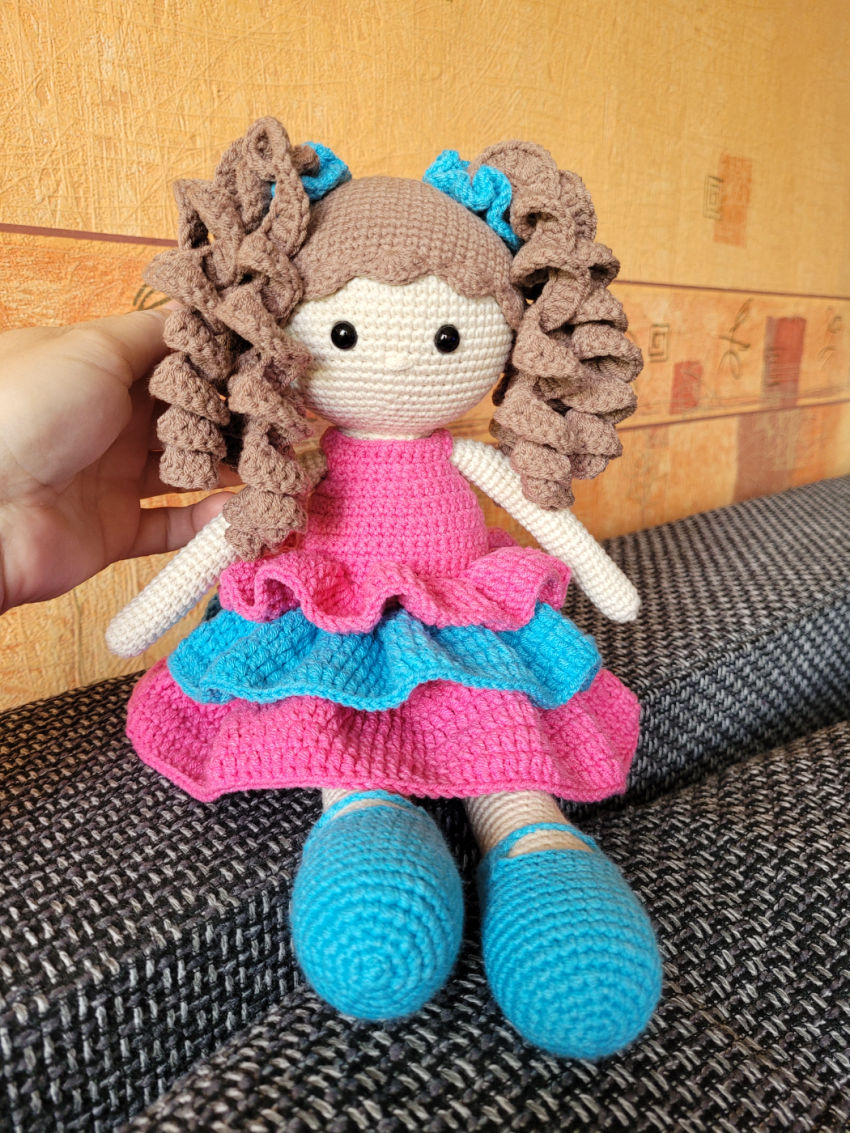 žaislai | lėlės | nerta lėlė dovana mergaitei  35cm ūgio  