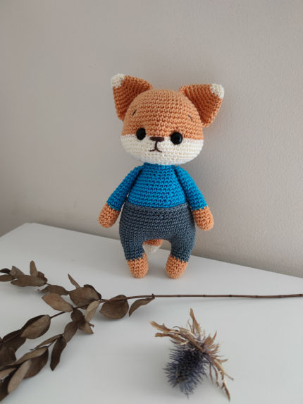 žaislai | minkšti | Nertas žaislas lapiukas, 23 cm ilgio