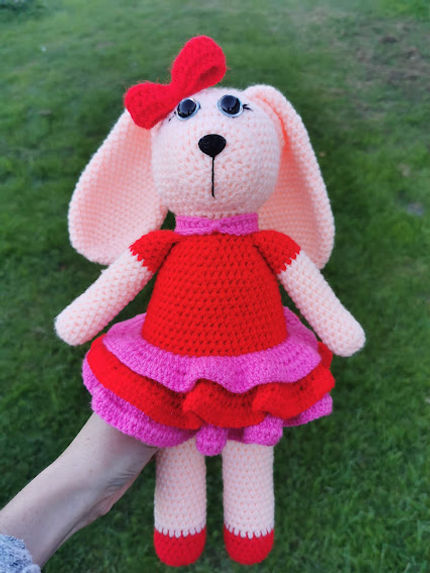 žaislai | minkšti | Zuikutė, 35 cm ilgio. spalva rožinė/raud