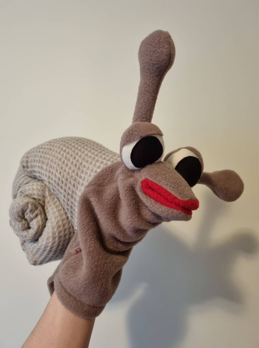 Pirštininė lėlė sraigė darija, užsideda ant rankos. 30-35cm. žaislai | lėlės | pirštininė lėlė sraigė darija, užsideda