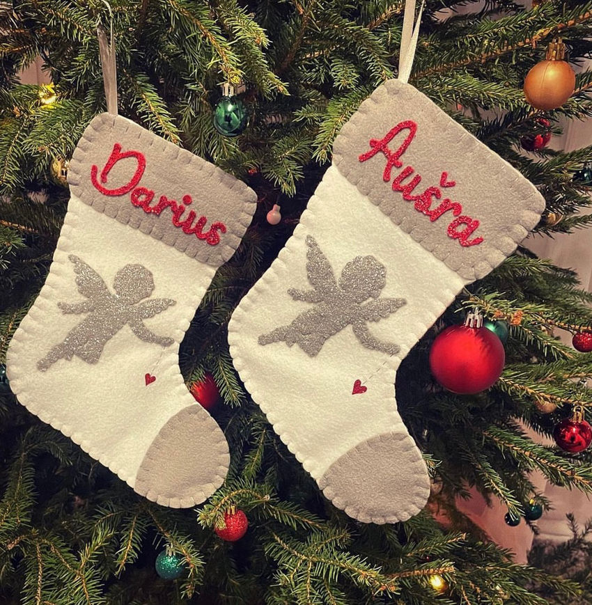 dekoracijos | šventėms | kalėdinė vardinė kojinė su angelu