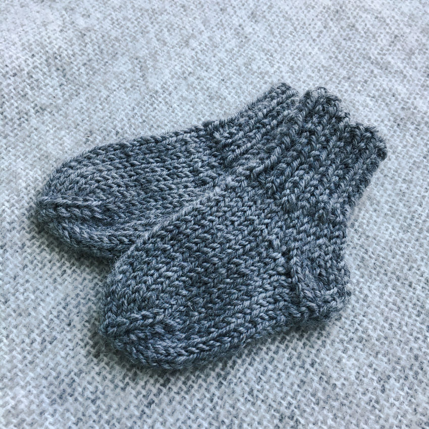 Vilnonės kojinytės naujagimiui, švelnios, 8 cm avalynė | kojinės | vilnonės kojinytės naujagimiui, švelnios