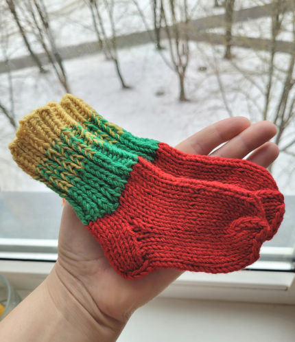 Kojinaitės merino vilna 9cm dovanų dėžutė pirmosios kojinaitės avalynė | kojinės | Kojinaitės merino vilna 9cm dovanų dėžut