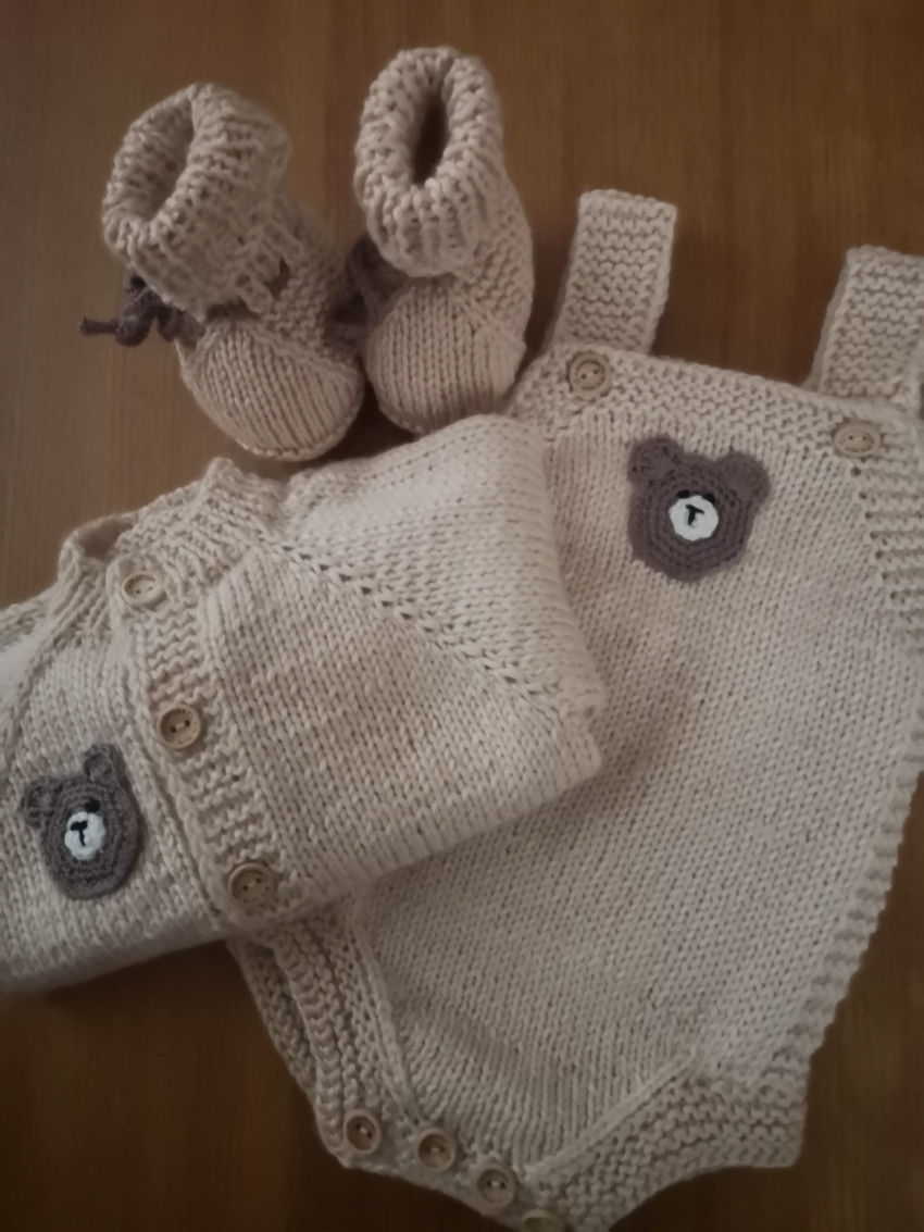 Rankų darbo, megztas komplektukas-"meškutis"., 01-03mėn. apranga | Komplektukai | rankų darbo, megztas komplektukas-"mešku