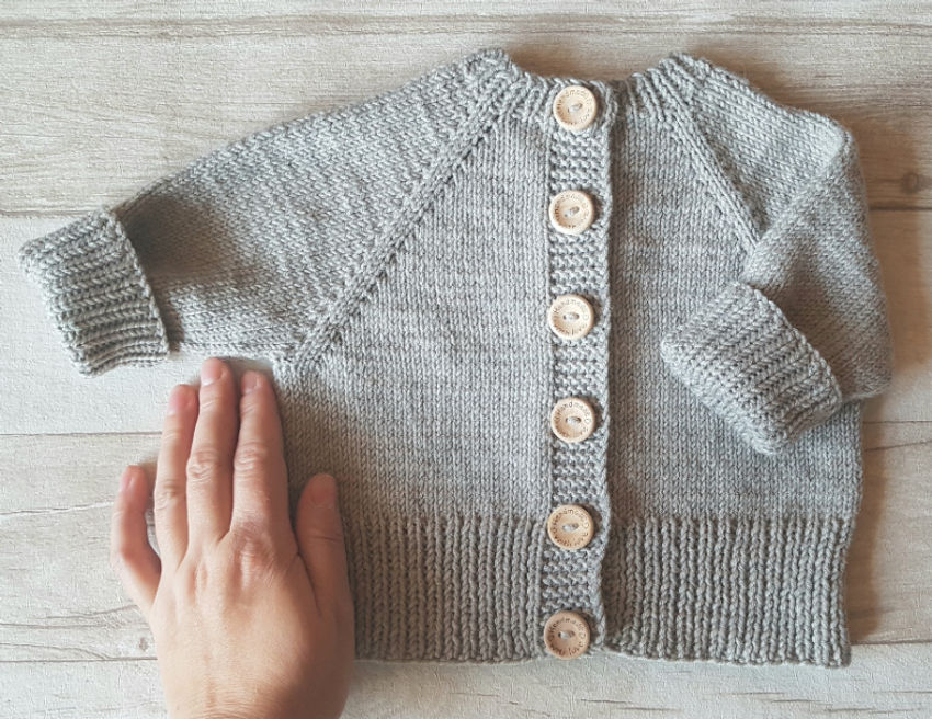 100 merino vilnos megztukas 0-6 mėnesių vaikučiui dovanų dėžutėje apranga | Megztukai | 100 merino vilnos megztukas 0-6 mėnesių