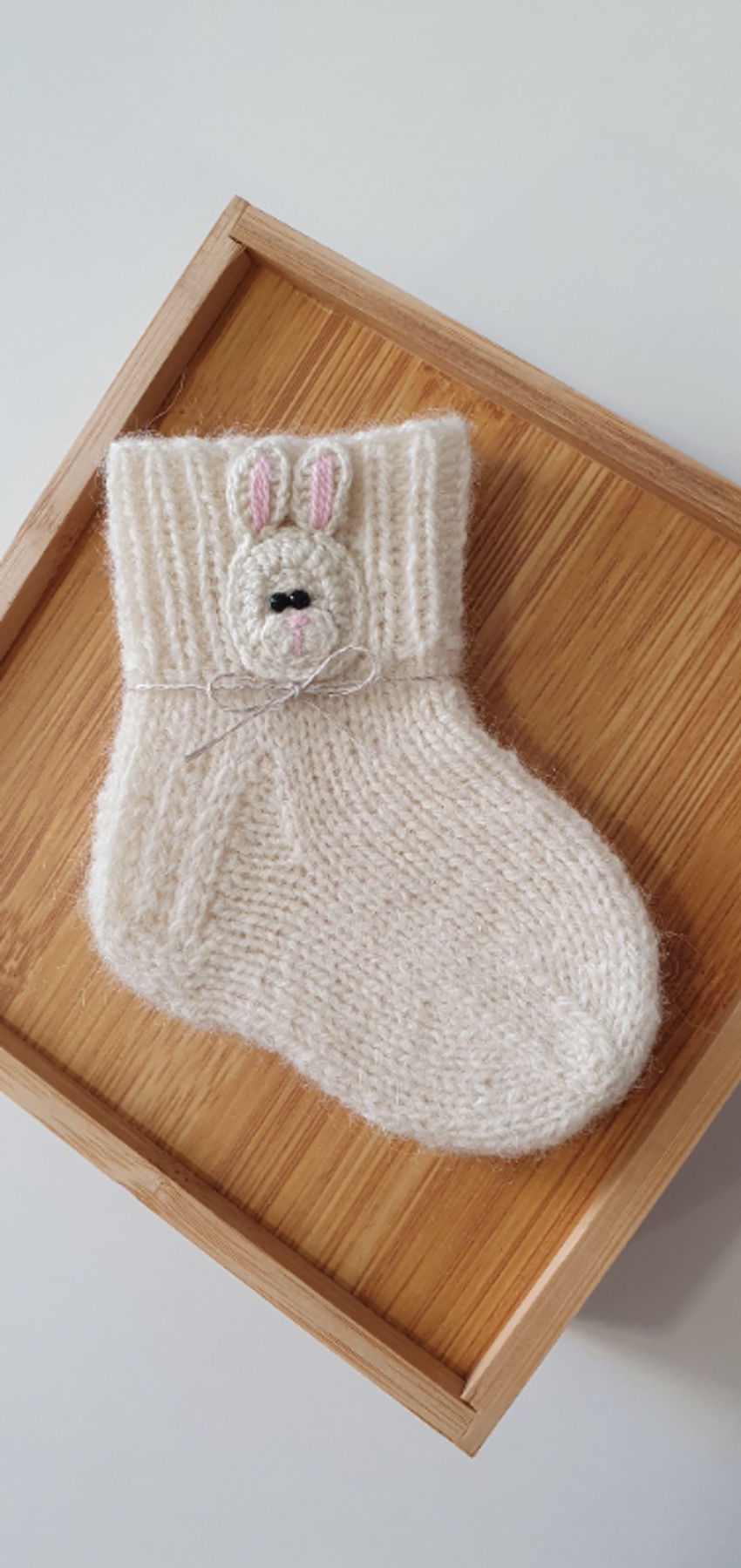 Šiurkščios vilnos kojinytės naujagimiui pėdutės ilgis 9cm avalynė | kojinės | šiurkščios vilnos kojinytės naujagimiui