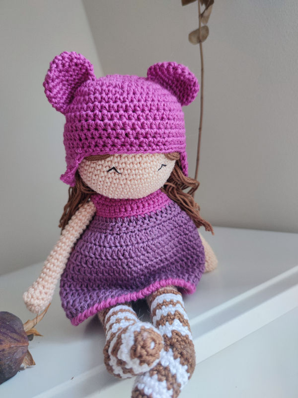 Nerta lėlė elsi 30 cm ilgio