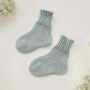 avalynė | kojinės | kūdikio kojinytės mėtinės merino vilnos 