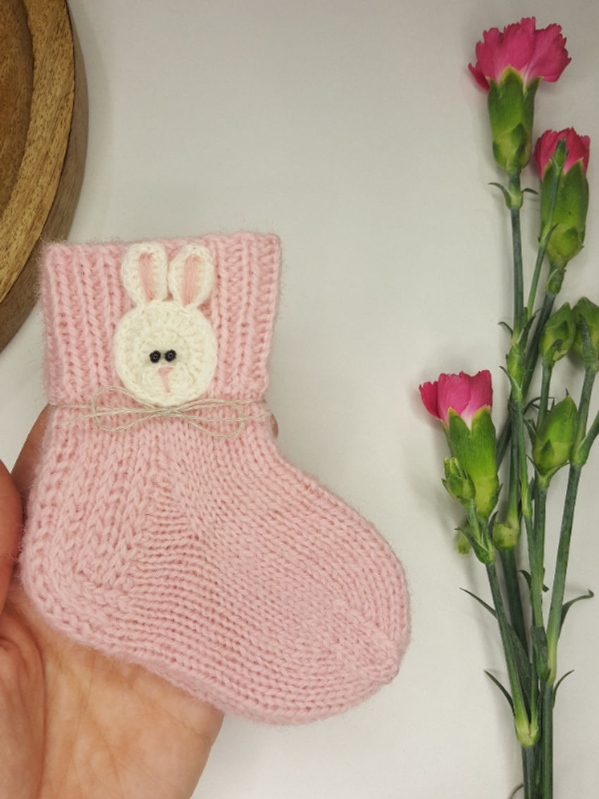 avalynė | kojinės | šiurkščios vilnos kojinytės naujagimiui 