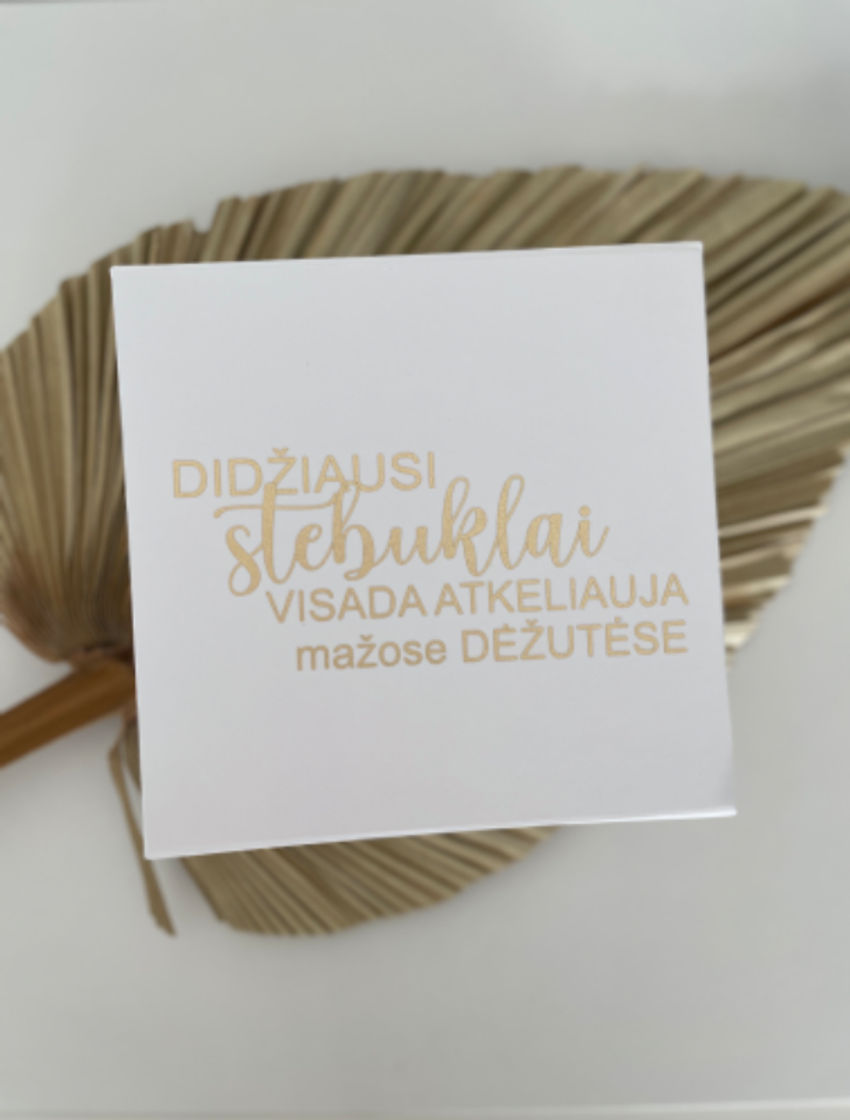 dekoracijos | pranešimai | nėštumo pranešimo dėžutė su kūdikio koji