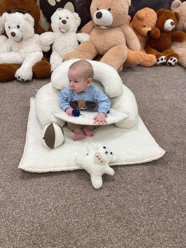 Sėdinukas su pailgu kilimėliu teddy baltoji meškutė