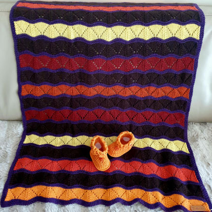 Dovanos | naujagimiams | Komplektas - pledukas 70 cm x 100 cm su 