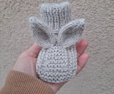 Rankų darbo megzti tapukai - alpaca 100  0-3mėn  pėdutė 9-10cm